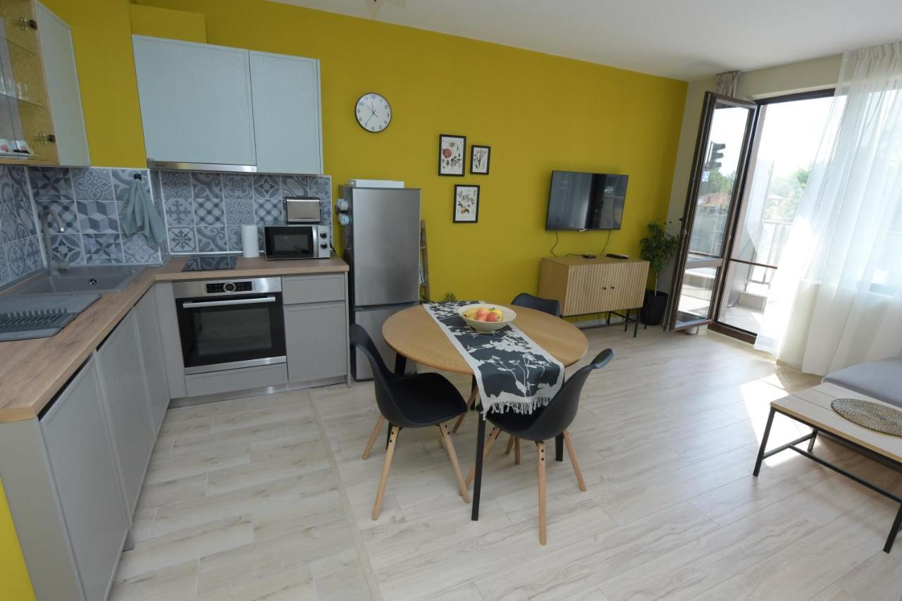 Kalina Apartment Kazanlak Kültér fotó